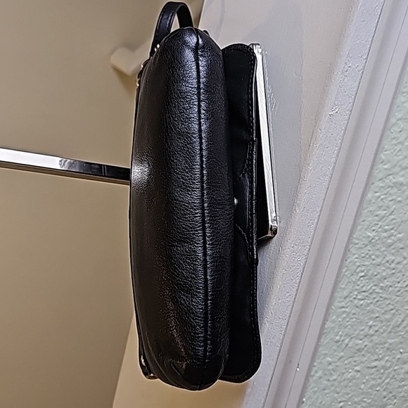 Coach Black Pleated Leather Convertible Minibag/Wristlet Silvertone HDWR VGUC - Picture 10 of 16